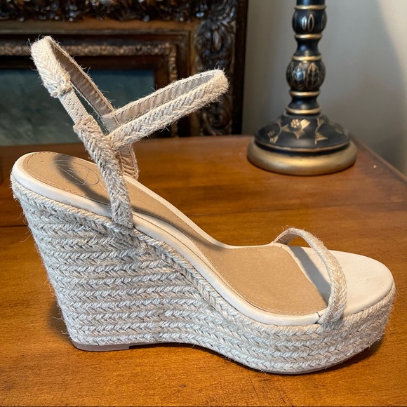 New Boutique Brand Espadrille Wedge Sandals SZ EU 40/9.5 - Picture 4 of 8